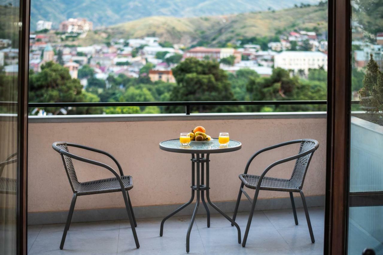 Tonusi Luxe Hotel In The Historic City Center Tbilisi Exterior foto