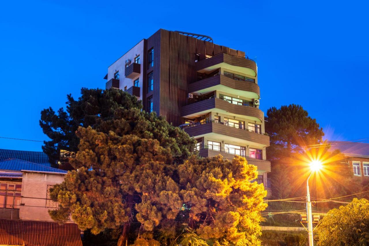 Tonusi Luxe Hotel In The Historic City Center Tbilisi Exterior foto